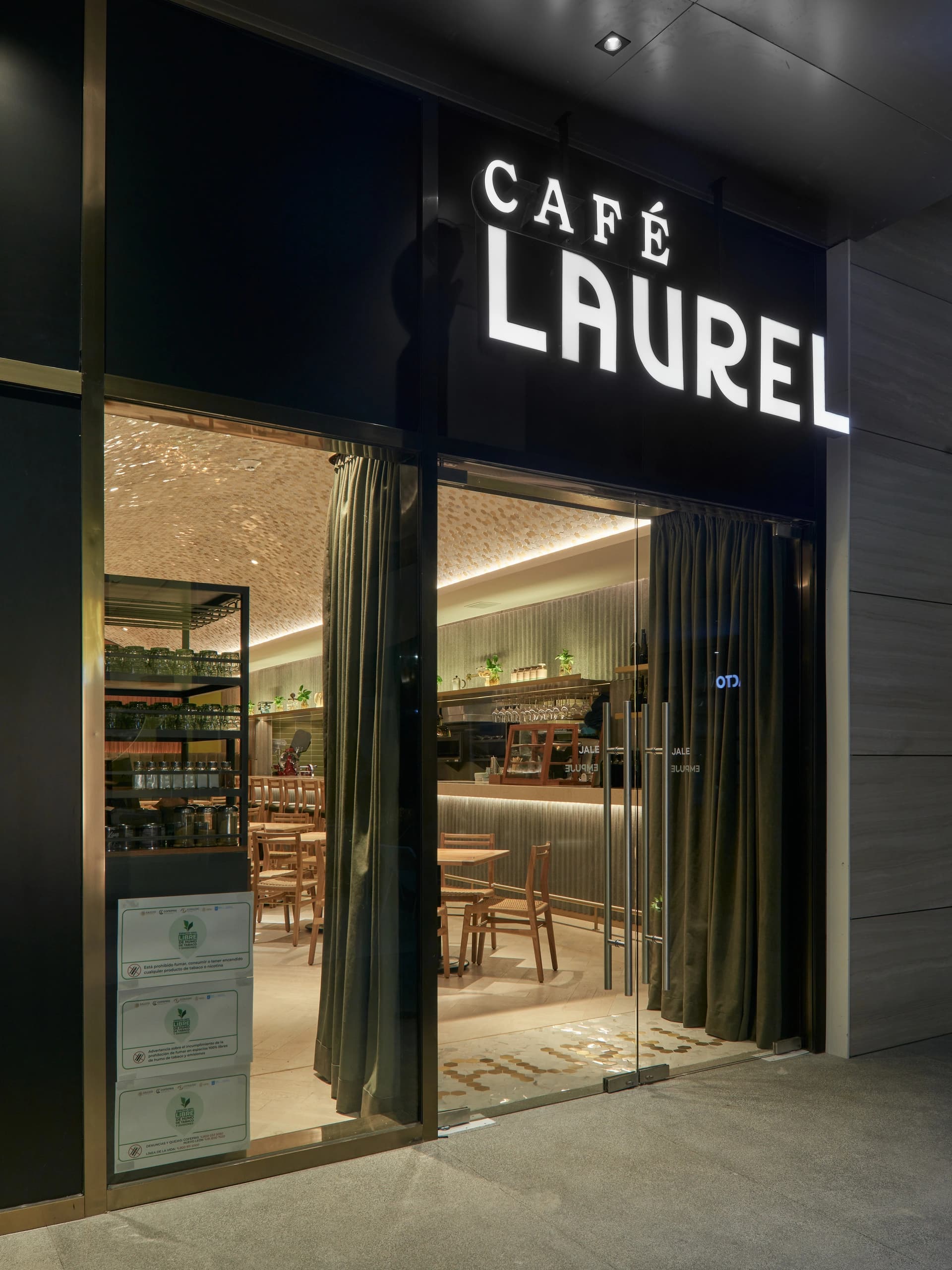 Café Laurel